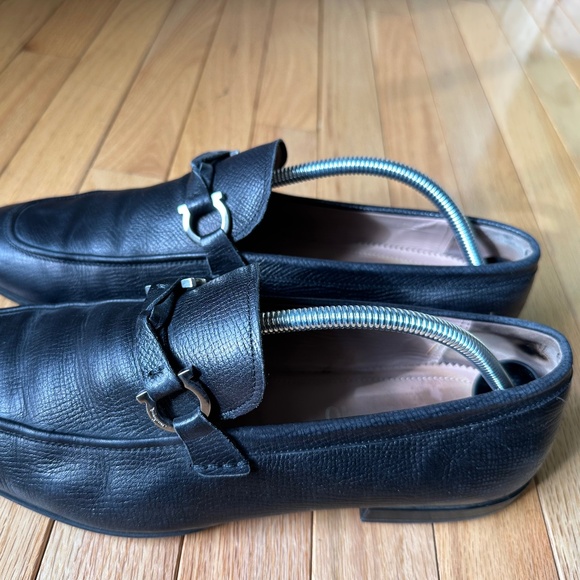 Salvatore Ferragamo Men’s Black Leather Bit Loafers – Size 10.5 2E (Wide) main image 8